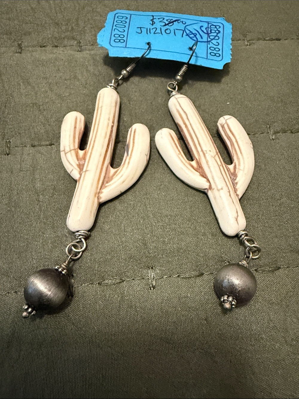Handmade White Cactus Dangle Earrings - Unbranded